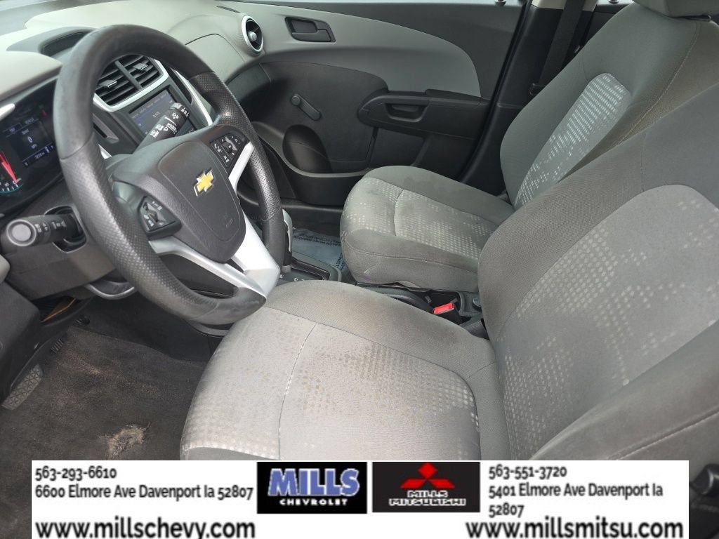 Used 2020 Chevrolet Sonic LT FWD image 13