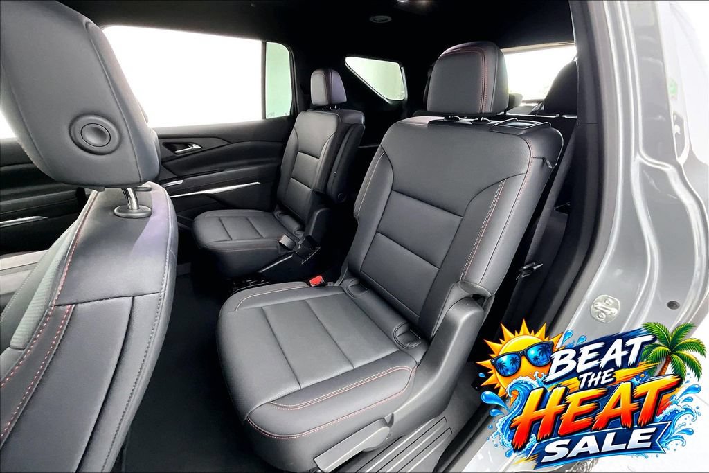 Used 2025 Chevrolet Traverse Z71 AWD/4WD image 31