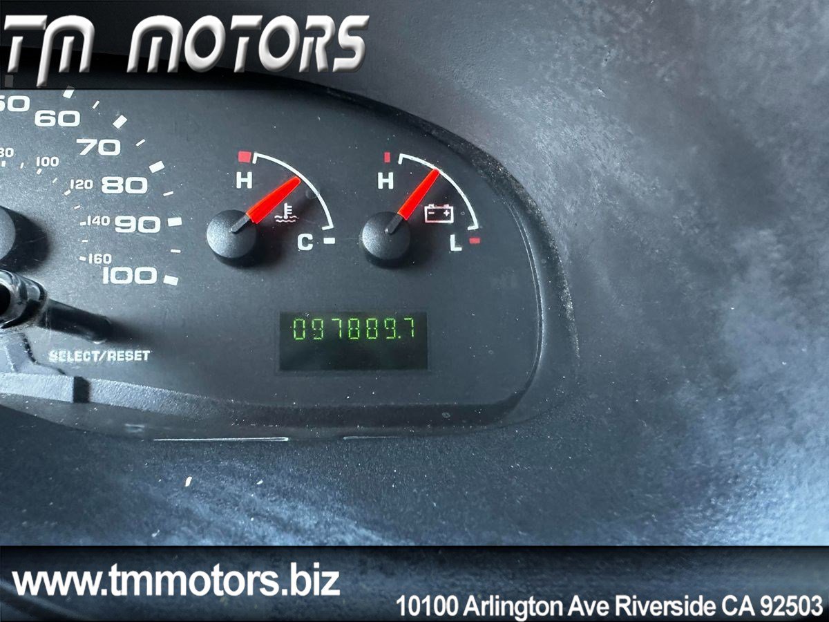 Used 2008 Ford E-350 and Econoline 350 Super Duty RWD image 14
