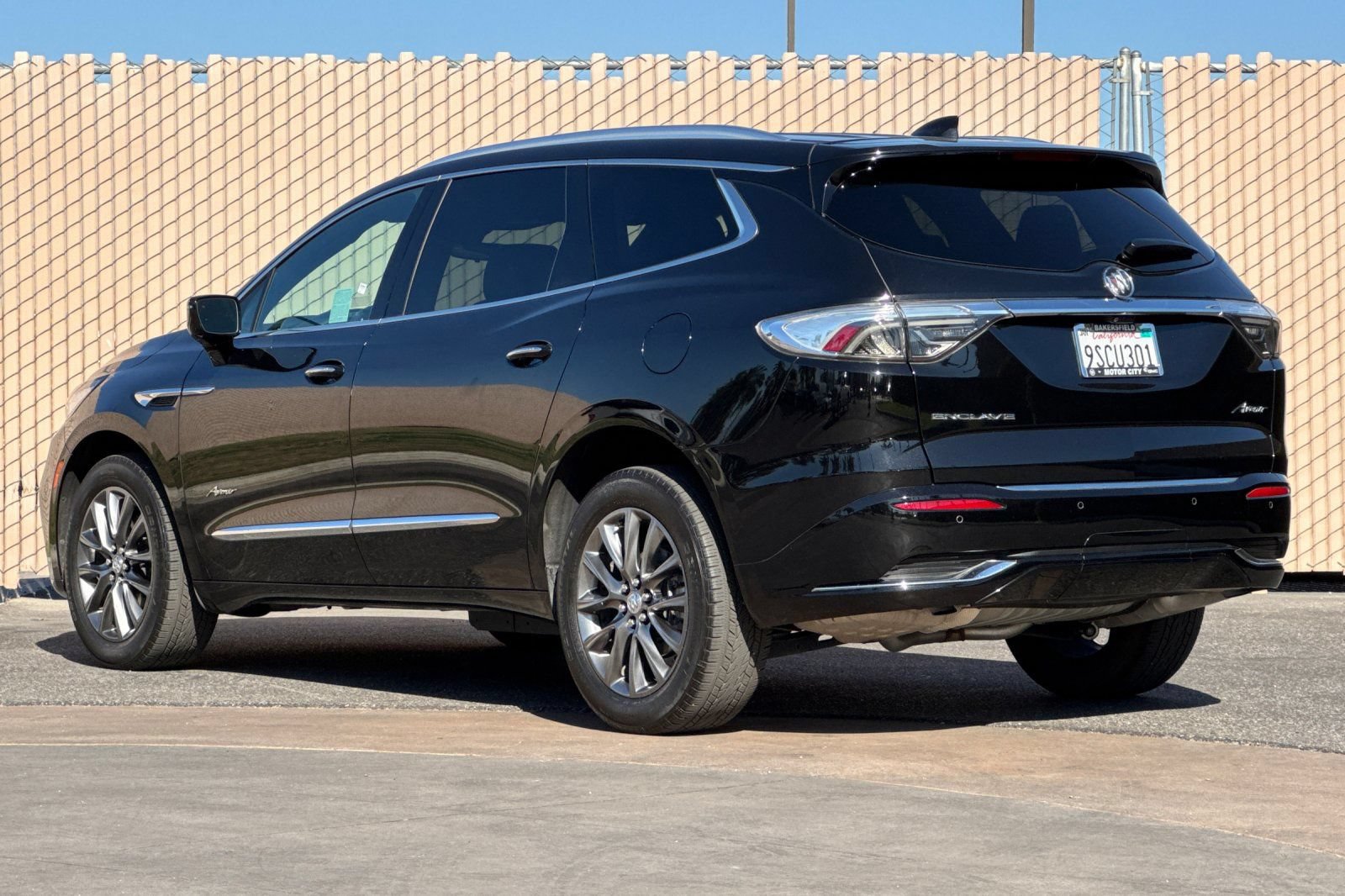 Certified 2024 Buick Enclave Avenir FWD image 6