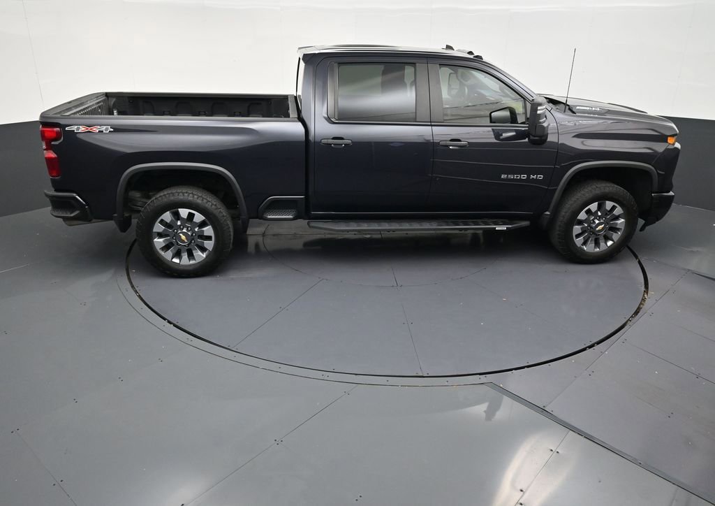 Used 2024 Chevrolet Silverado 2500 Custom w/ Custom Value Package AWD/4WD image 18