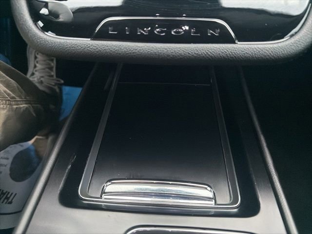 Used 2022 Lincoln Corsair Reserve w/ Elements Package image 34