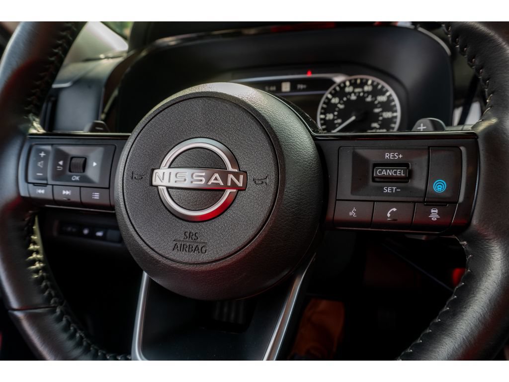 Used 2023 Nissan Pathfinder SL FWD image 30
