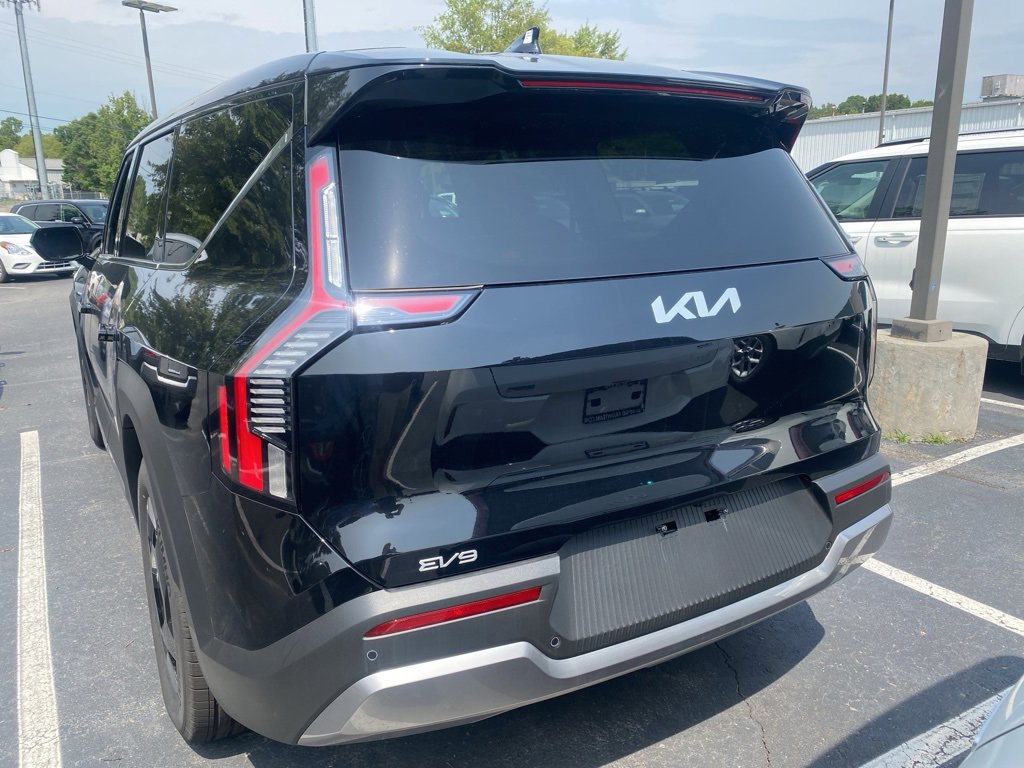 New 2026 Kia EV9 Light image 4