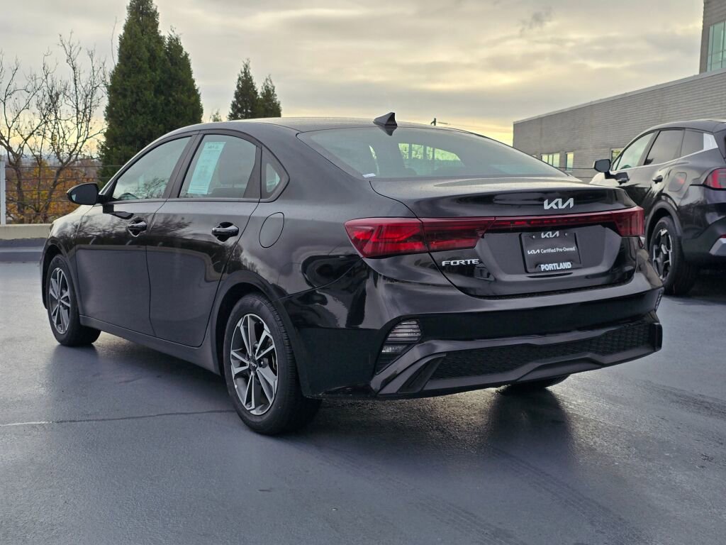 Used 2024 Kia Forte LXS image 5