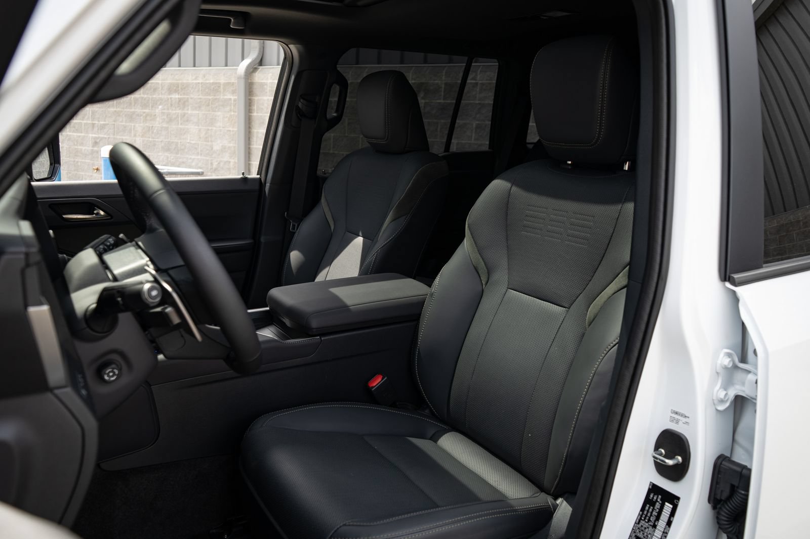 Used 2025 Lexus GX 550 AWD/4WD image 24