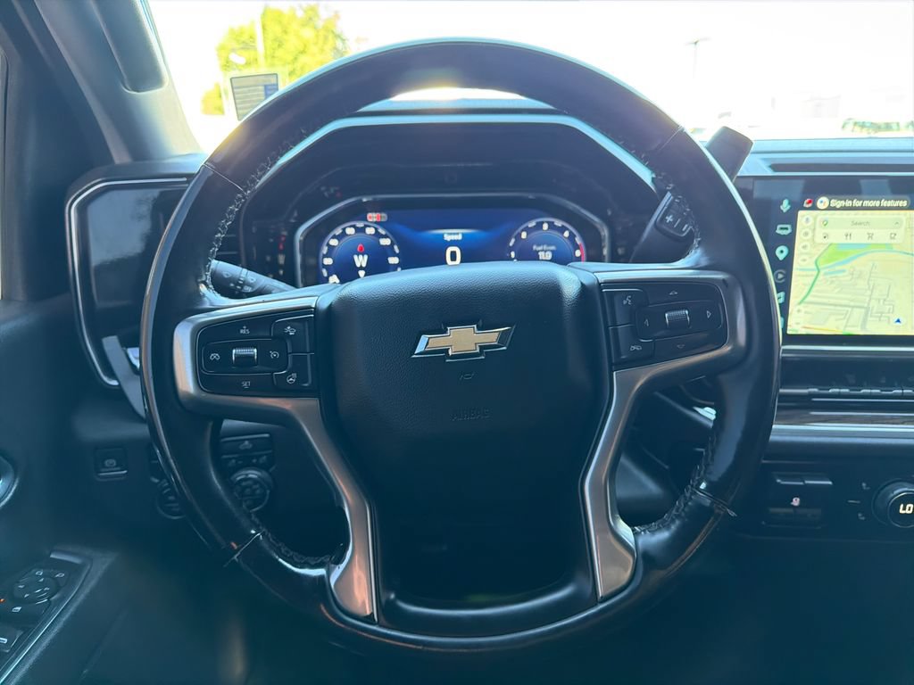 Used 2025 Chevrolet Silverado 2500 LT AWD/4WD image 14