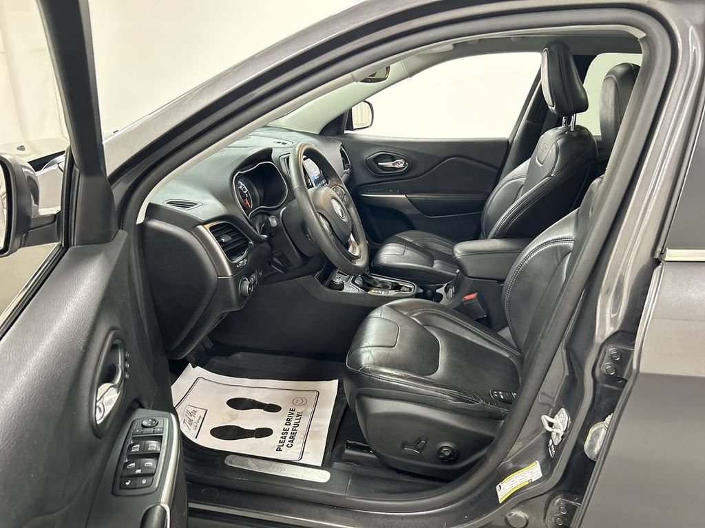 Used 2021 Jeep Cherokee Limited AWD/4WD image 9