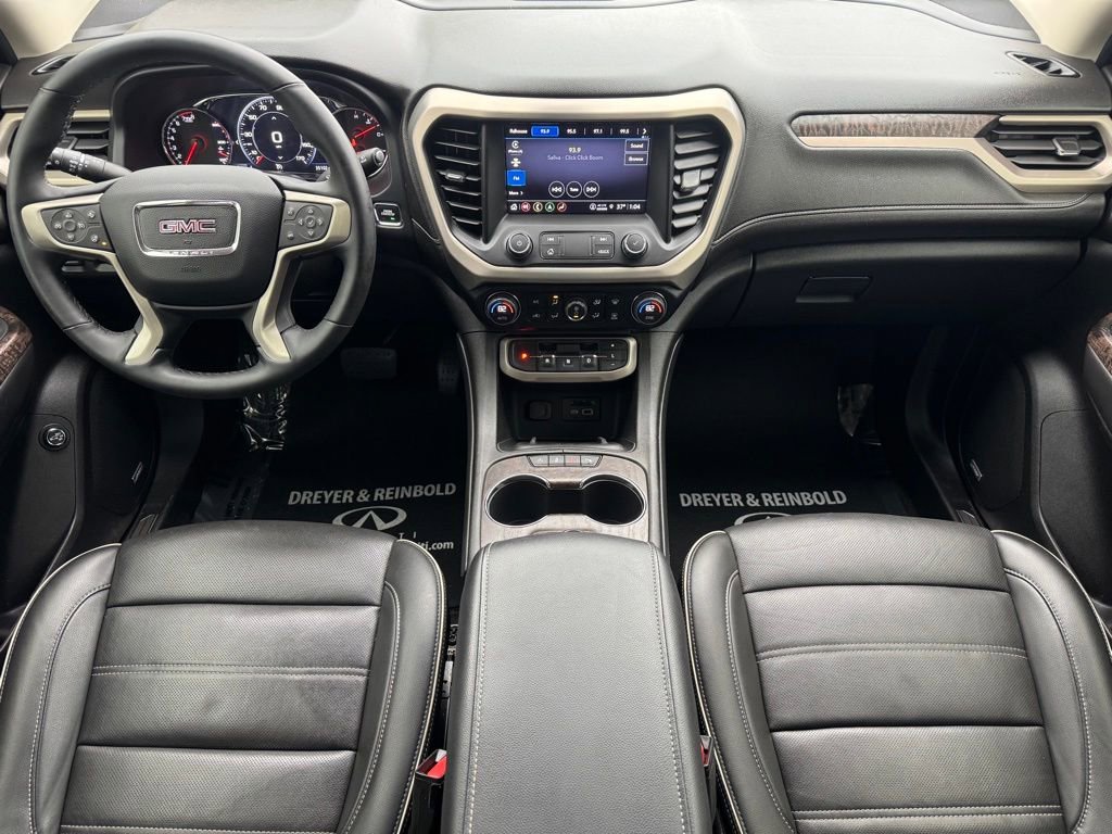 Used 2023 GMC Acadia Denali image 16