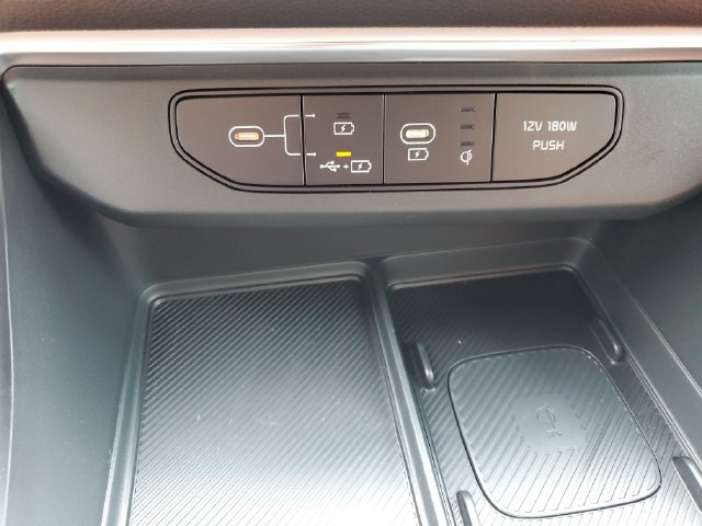 New 2027 Kia Carnival SX w/ Dark Edition Package FWD image 35