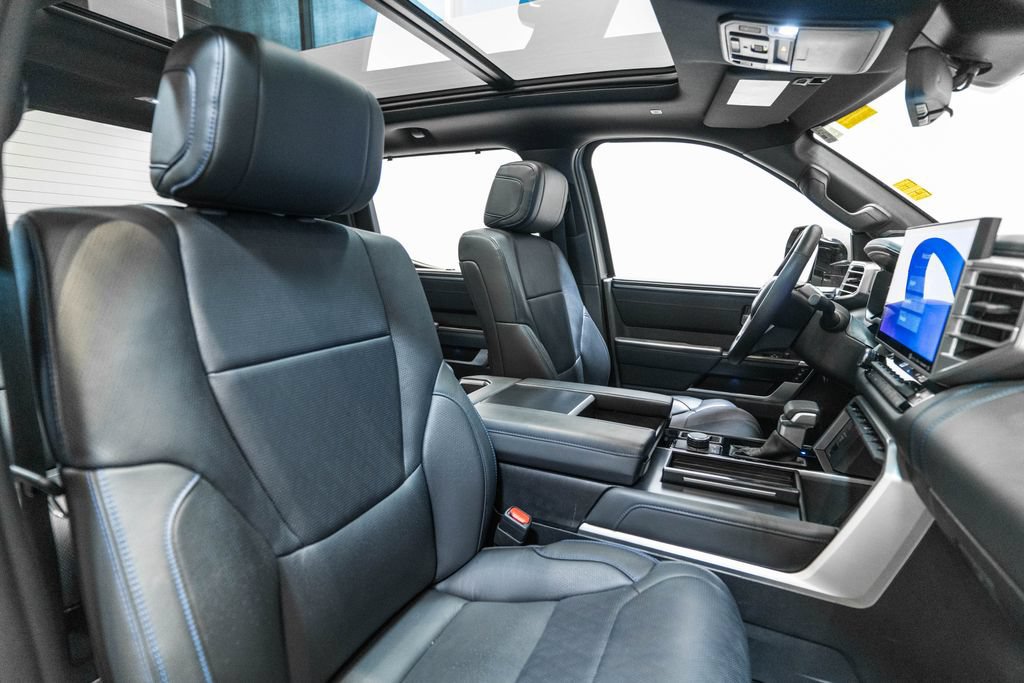 Used 2024 Toyota Tundra Platinum AWD/4WD image 17