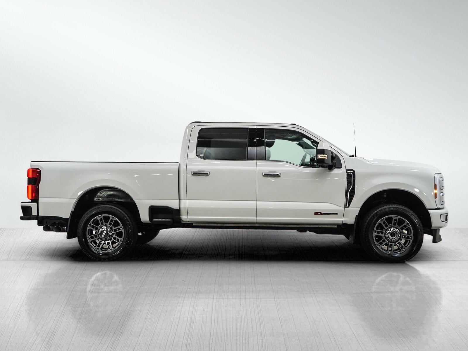 Used 2023 Ford F250 Limited w/ Snow Plow Prep Package AWD/4WD image 6