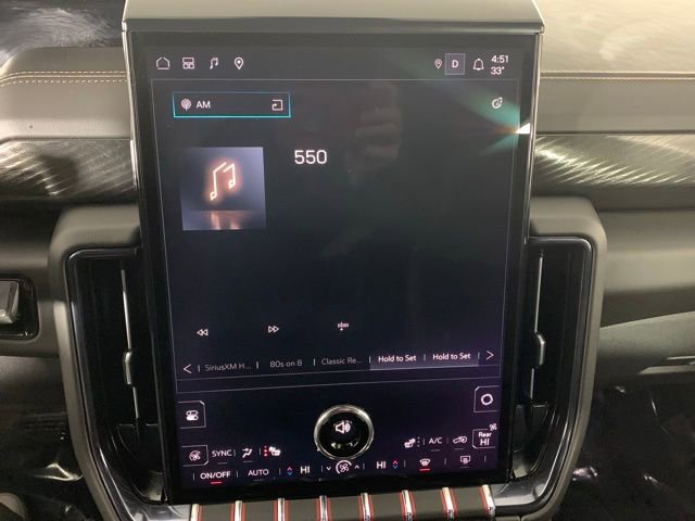 Used 2025 GMC Yukon AT4 w/ AT4 Premium Package image 10