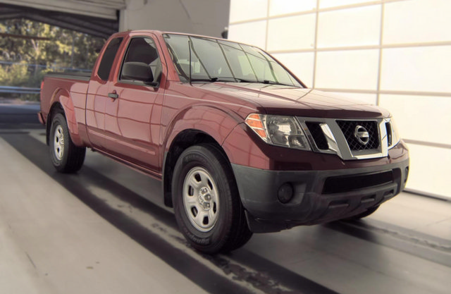 Used 2020 Nissan Frontier S RWD image 3
