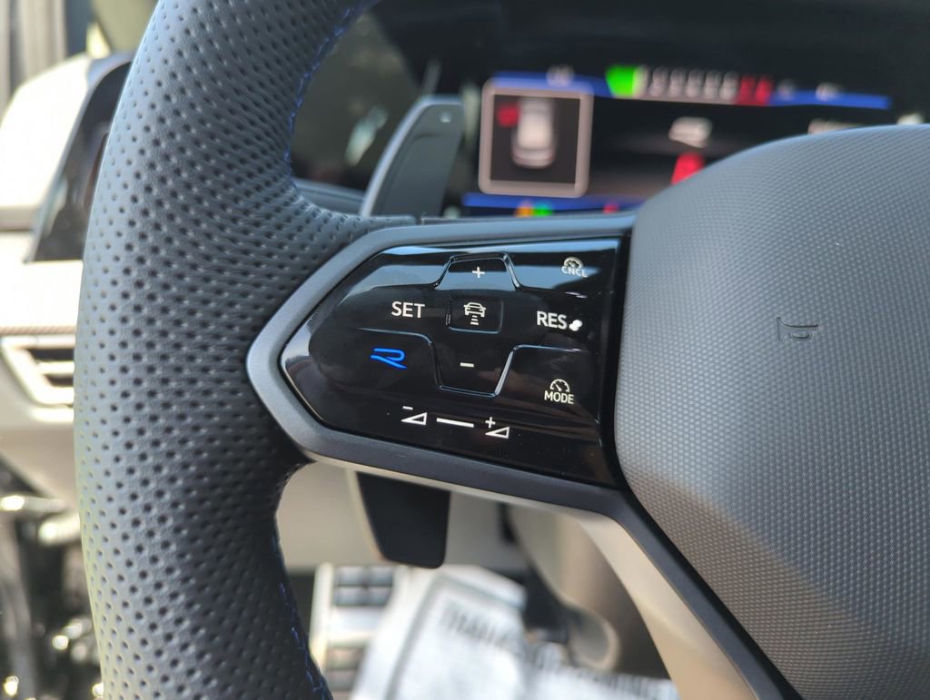 New 2026 Volkswagen Golf image 38