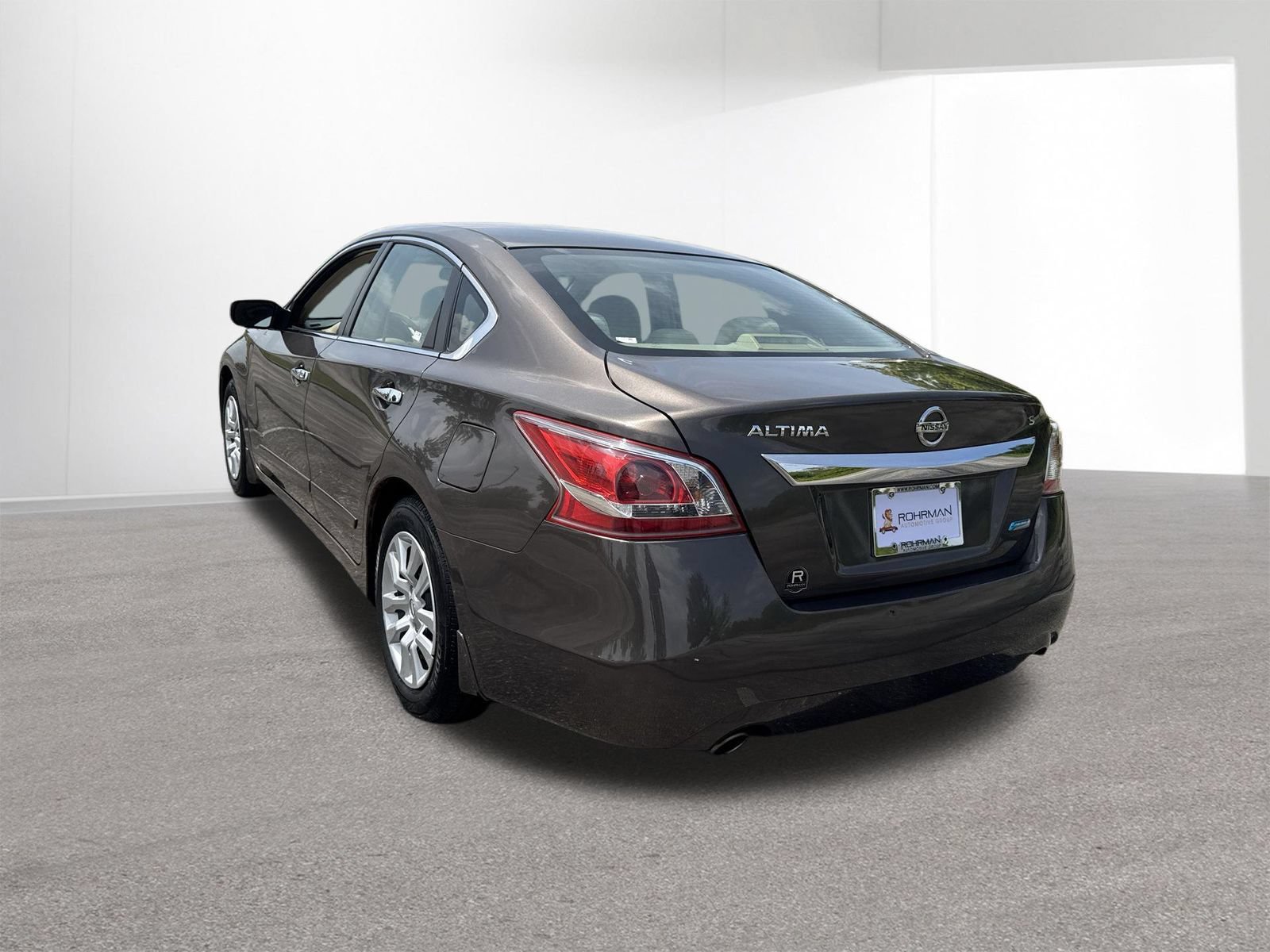 Used 2013 Nissan Altima 2.5 S FWD image 16