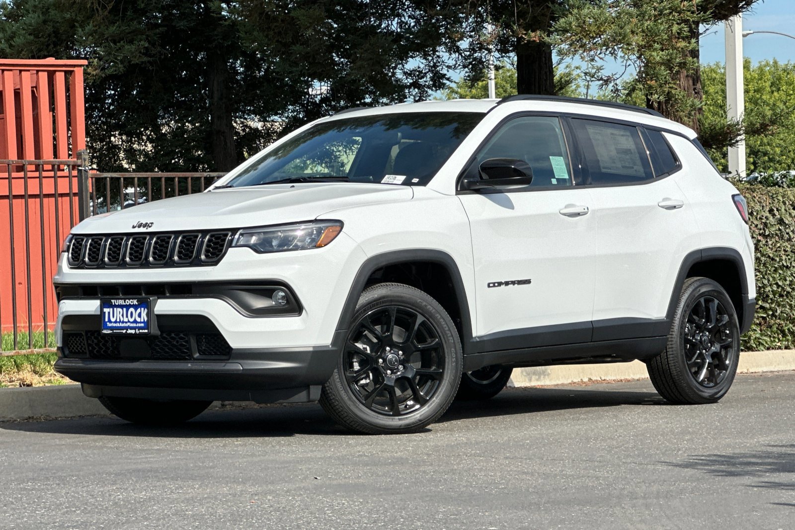 New 2025 Jeep Compass Latitude w/ Altitude Special Edition image 8