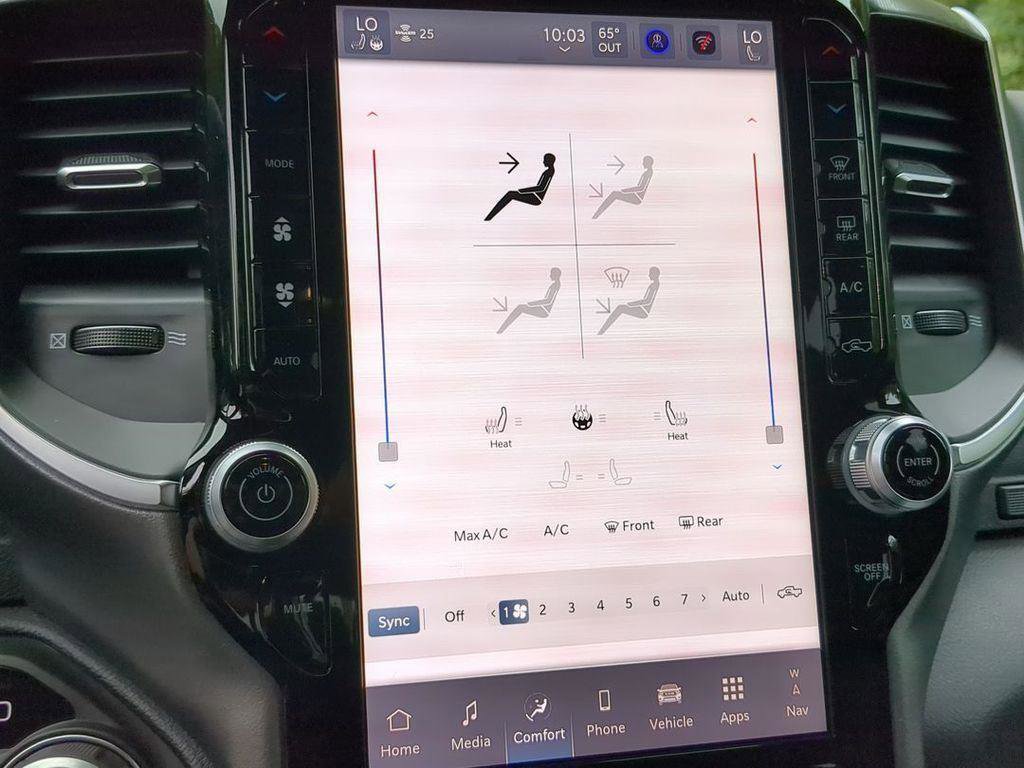 New 2026 RAM 1500 Big Horn AWD/4WD image 17