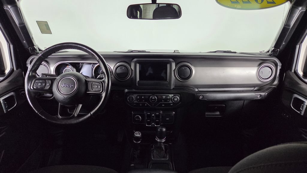 Used 2022 Jeep Gladiator Mojave AWD/4WD image 34
