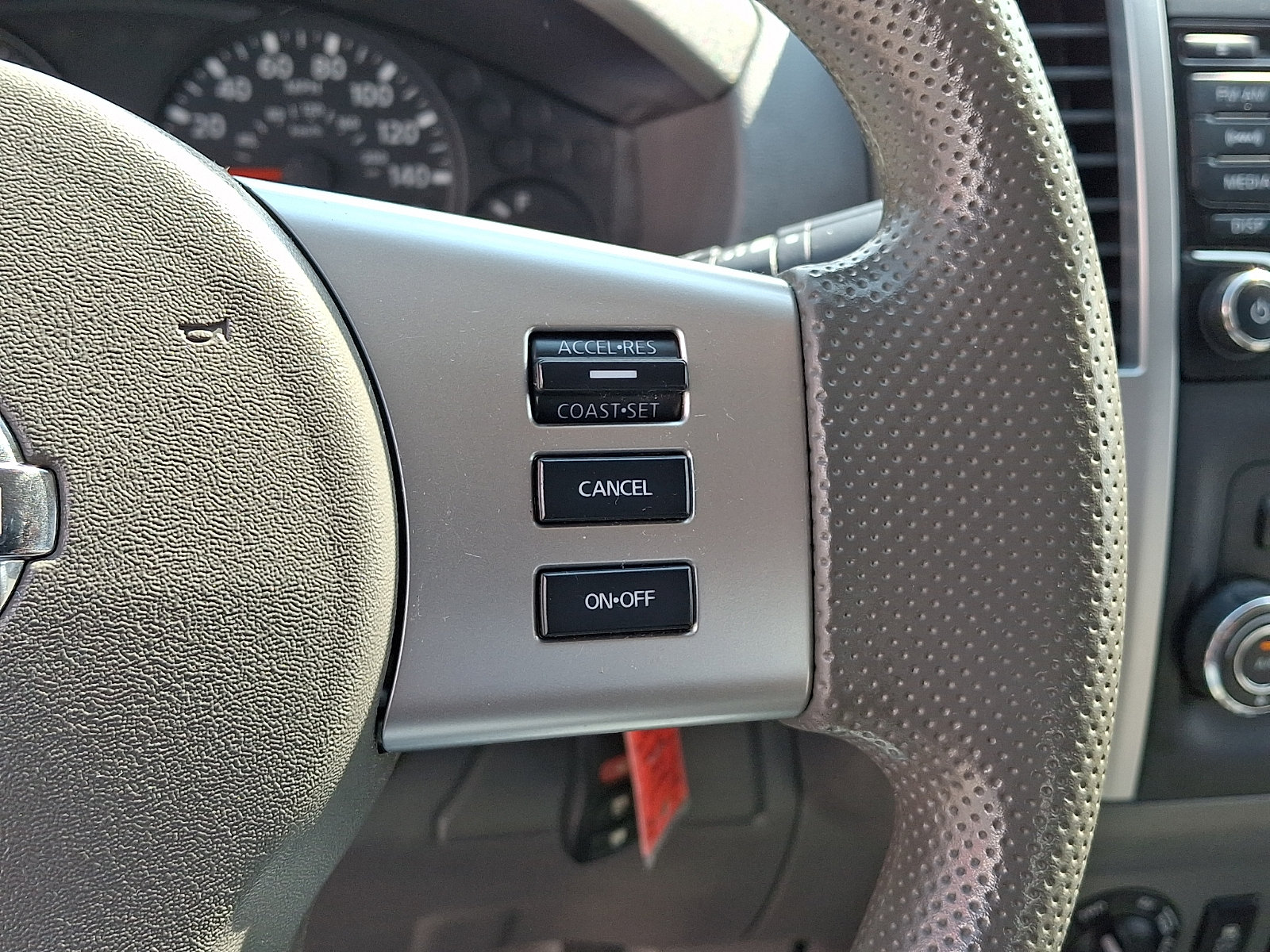 Used 2018 Nissan Frontier SV AWD/4WD image 22