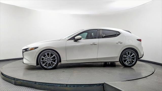 Used 2019 MAZDA MAZDA3 AWD Hatchback w/ Preferred Pkg image 3