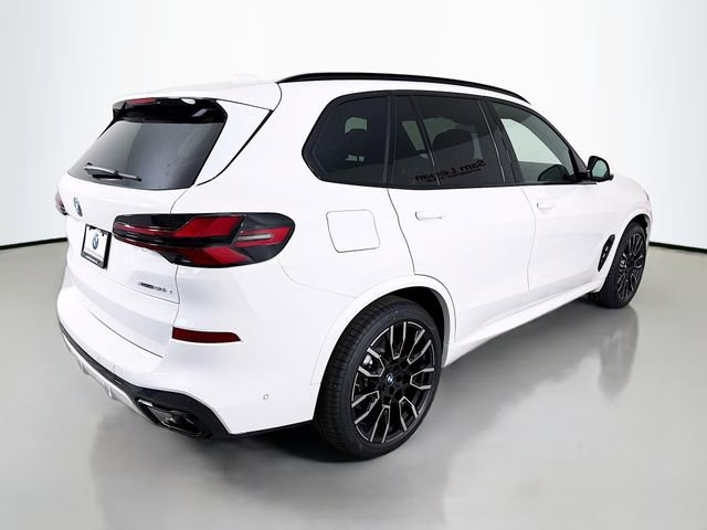 Used 2026 BMW X5 xDrive50e w/ M Sport Package image 7