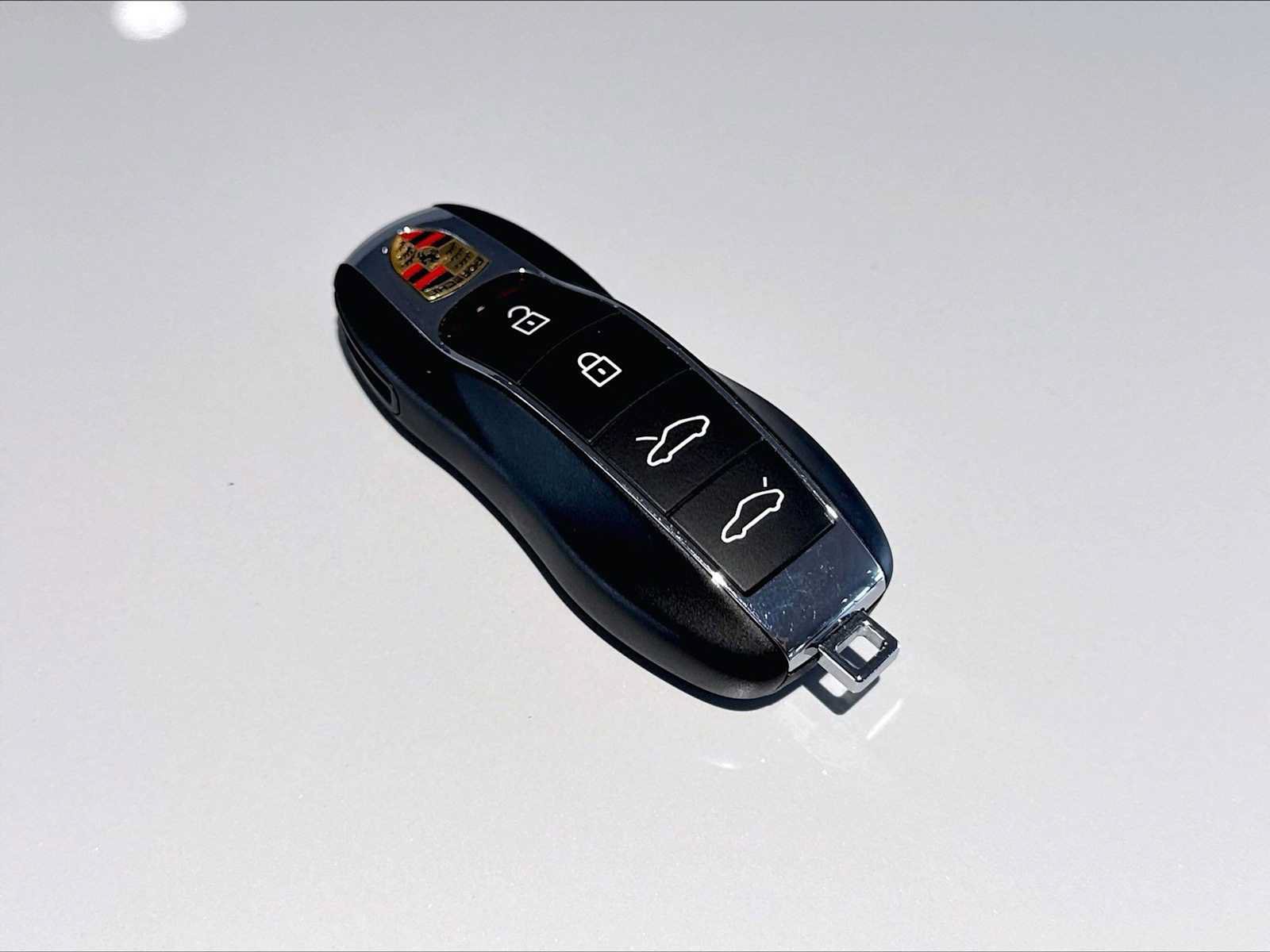 Used 2023 Porsche 718 Cayman GT4 RS RWD image 34