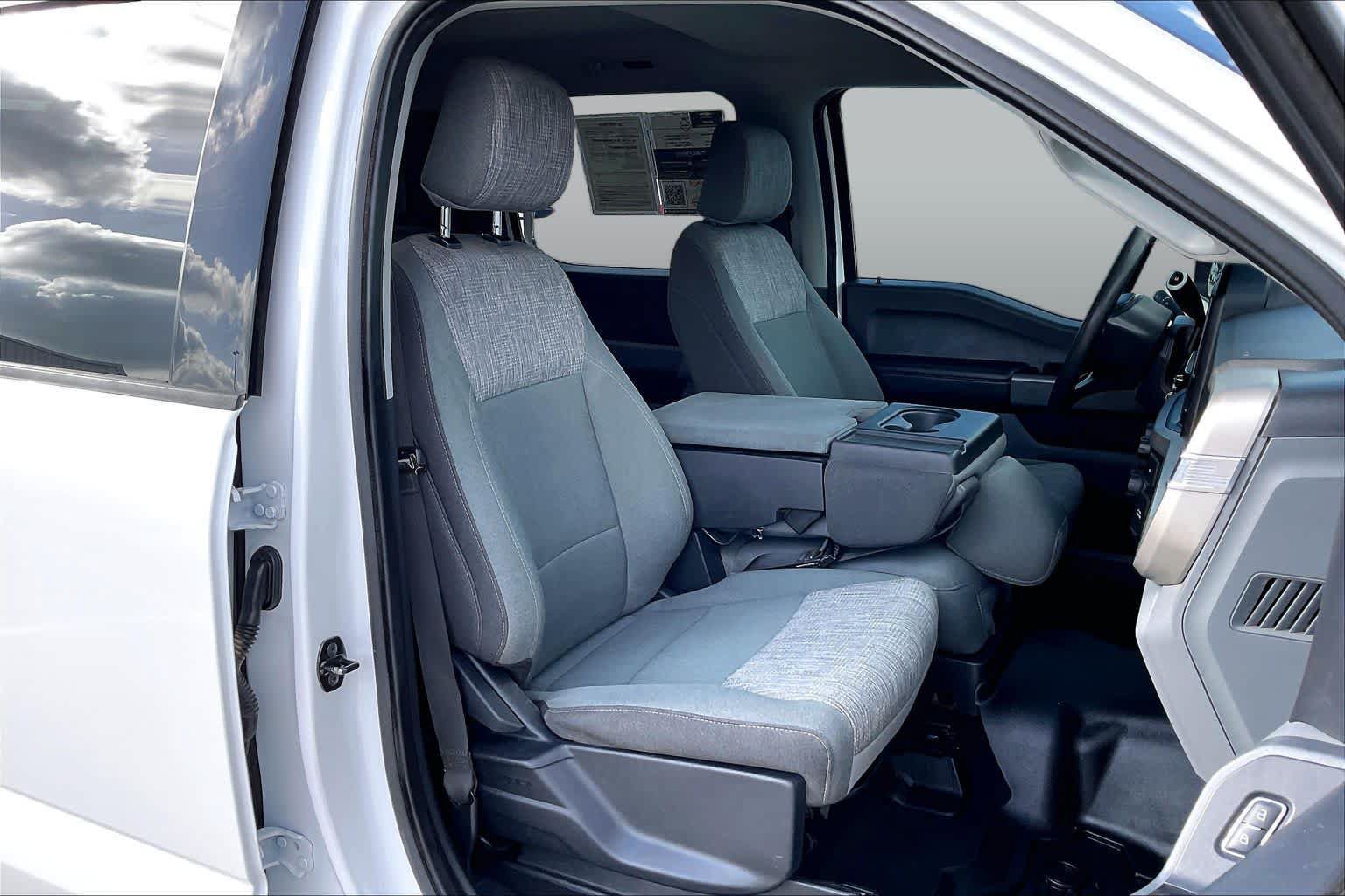 Used 2023 Ford F250 XLT AWD/4WD image 9