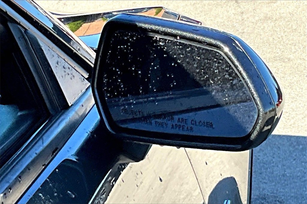 Used 2018 Chevrolet Camaro SS image 24