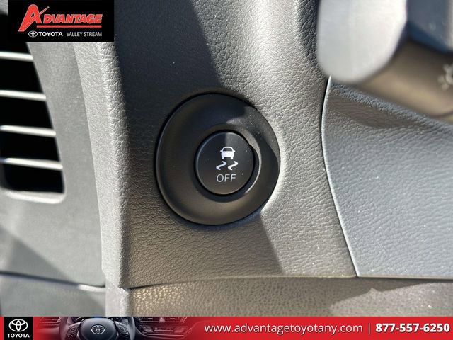 Used 2024 Nissan Z Performance w/ Floor Mat Package RWD image 19