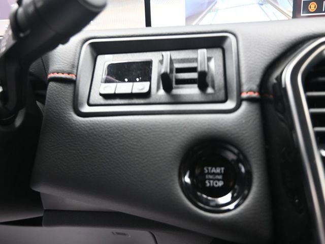 Used 2025 Nissan Armada PRO-4X image 14