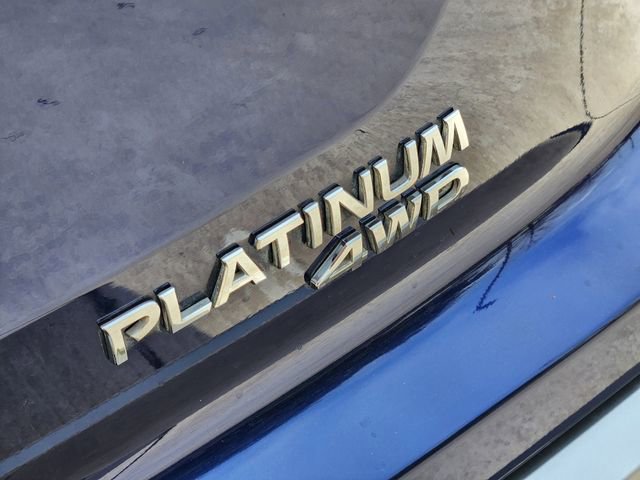 Used 2023 Nissan Pathfinder Platinum image 12