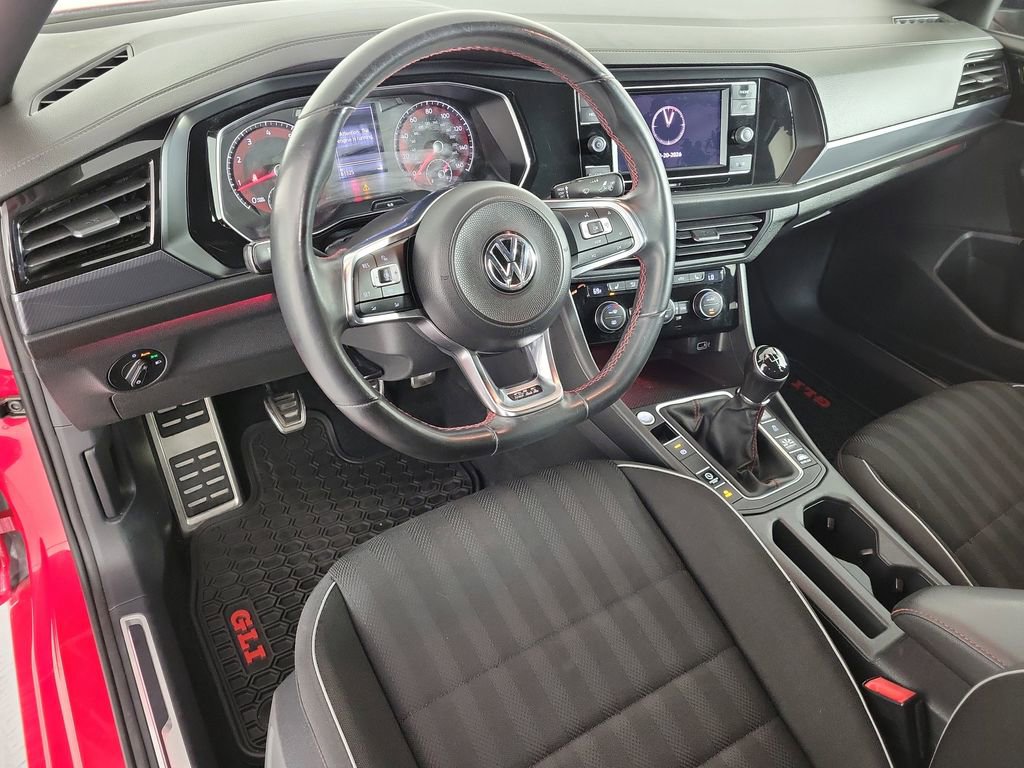 Used 2019 Volkswagen Jetta GLI image 15