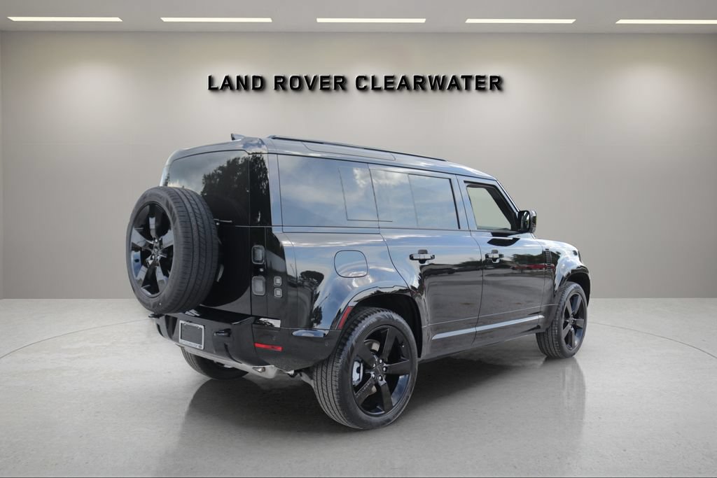 New 2026 Land Rover Defender 110 X-Dynamic SE AWD/4WD image 5