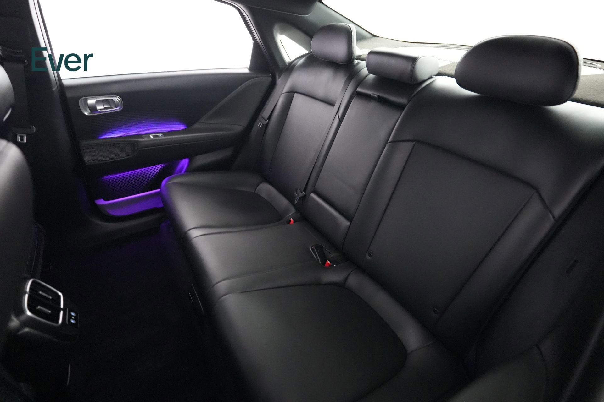 Used 2024 Hyundai Ioniq 6 Limited image 24