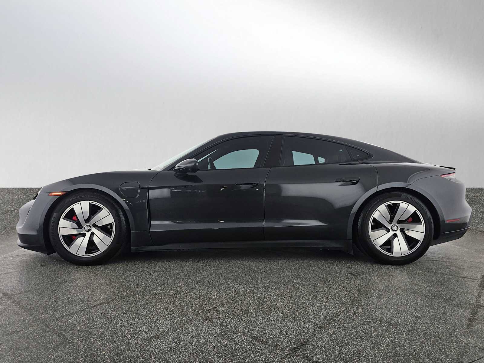 Used 2022 Porsche Taycan 4S image 2
