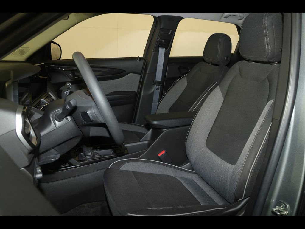 Used 2024 Chevrolet TrailBlazer LS w/ LS Convenience Package image 22