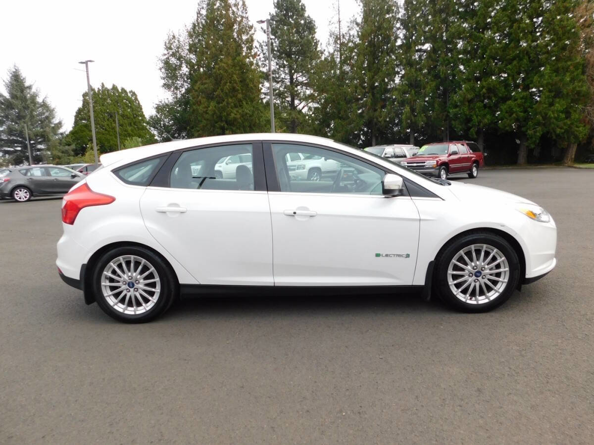 Used 2013 Ford Focus Electric Hatchback w/ Exterior Protection Pkg image 21