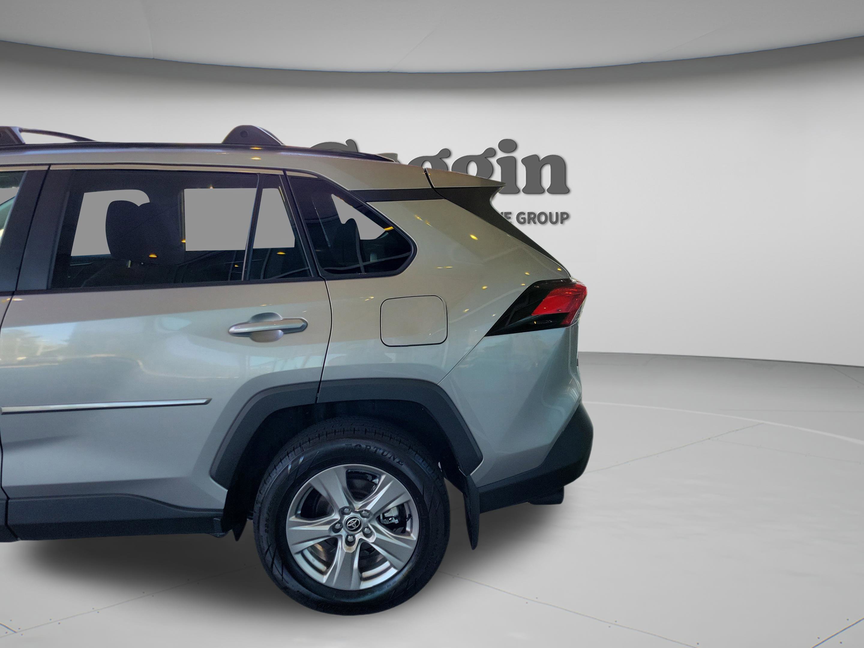 Used 2024 Toyota RAV4 XLE w/ Convenience Package image 30