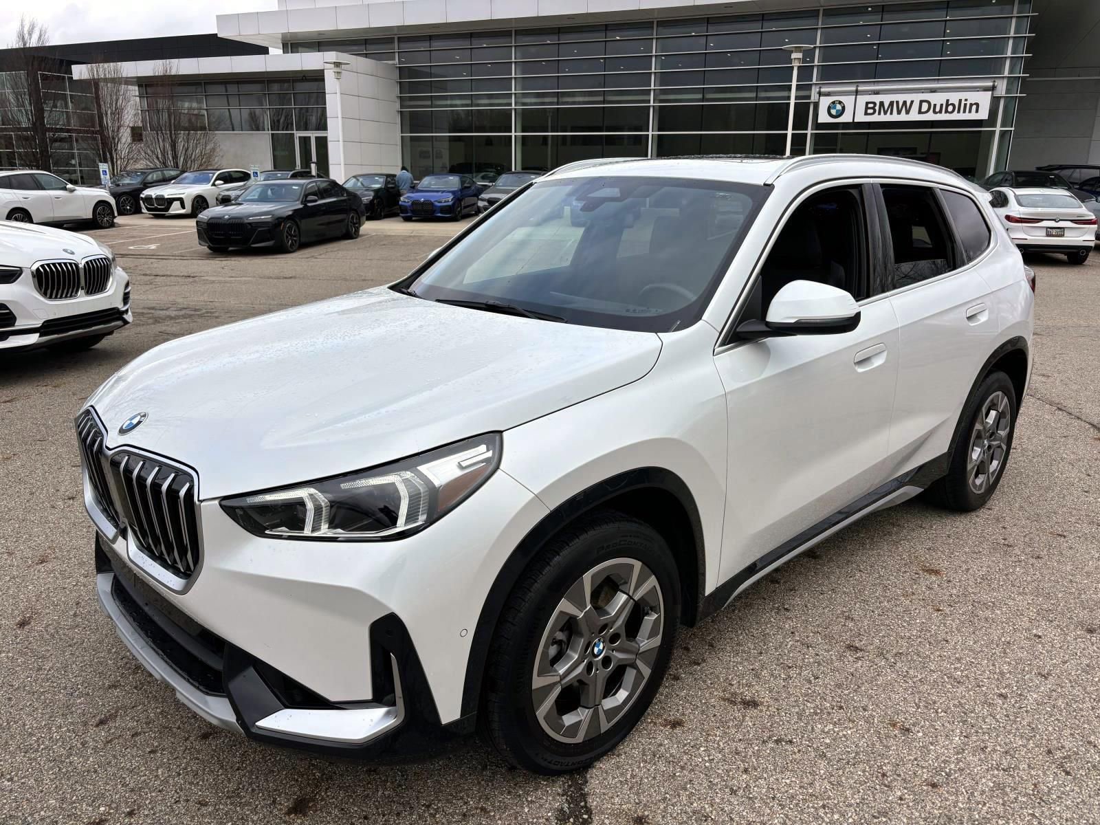 Used 2025 BMW X1 xDrive28i image 1