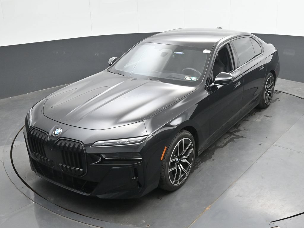 Used 2024 BMW 760i xDrive w/ Executive Package AWD/4WD image 34