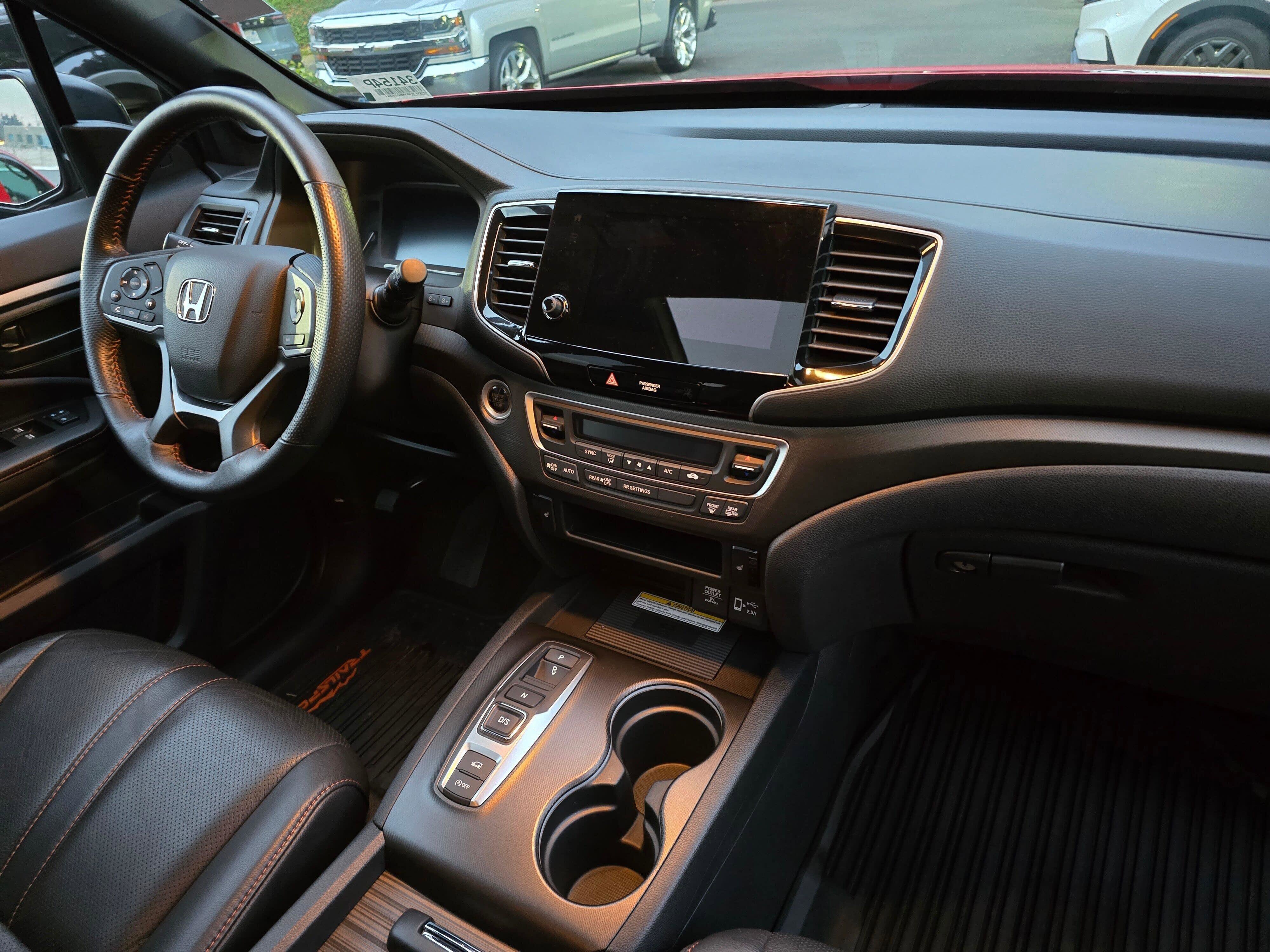 Certified 2022 Honda Passport TrailSport image 10