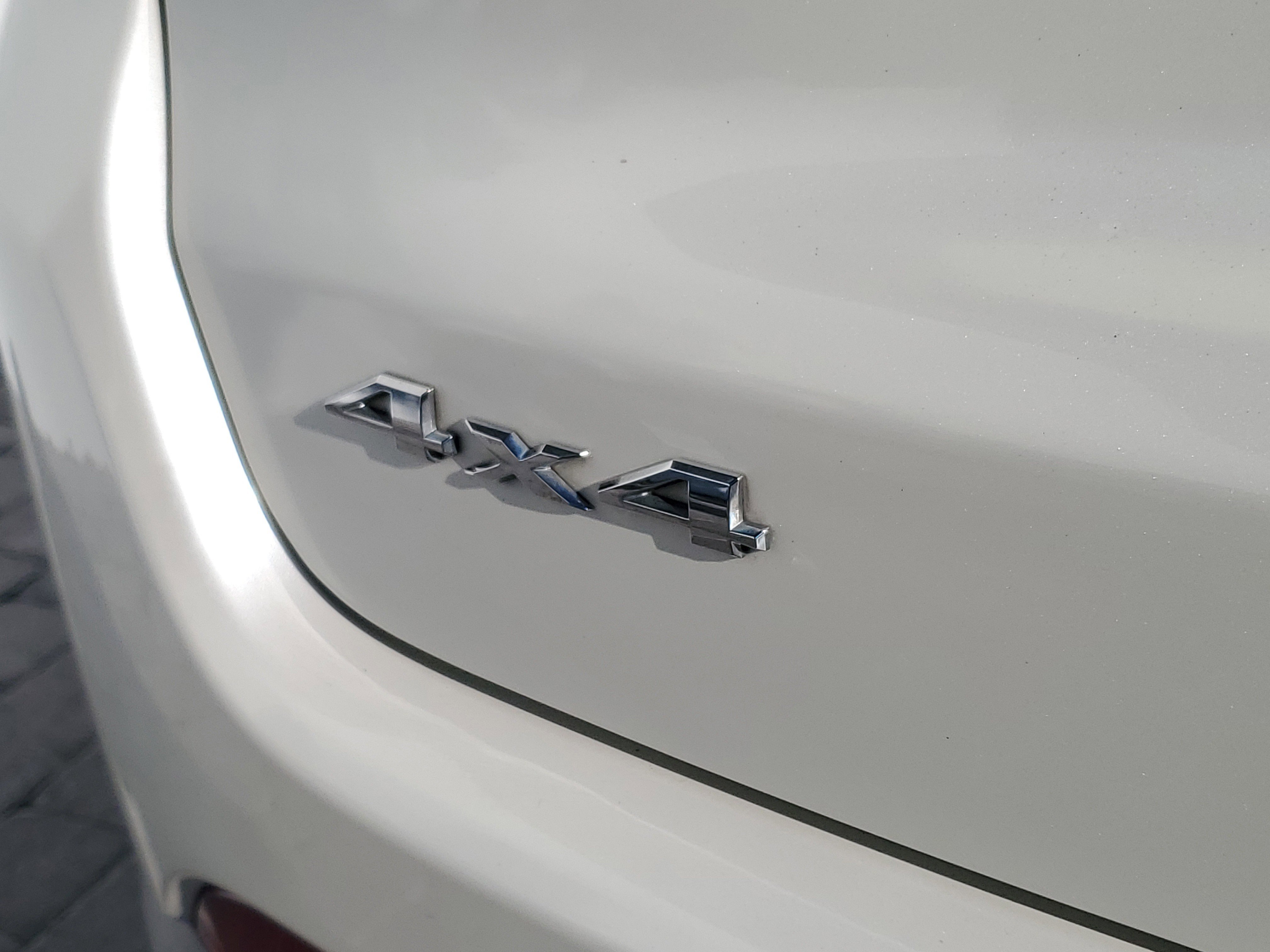 Used 2018 Jeep Compass Limited w/ Navigation Group image 9