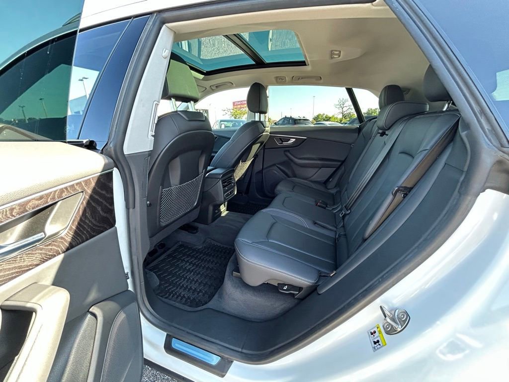 Used 2023 Audi Q8 Premium w/ Convenience Package image 60
