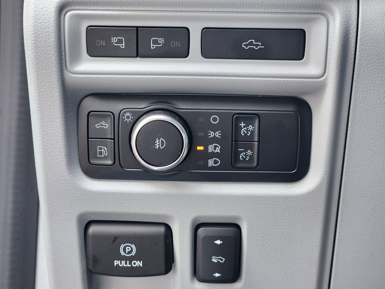 Used 2023 Ford F150 Limited AWD/4WD image 21