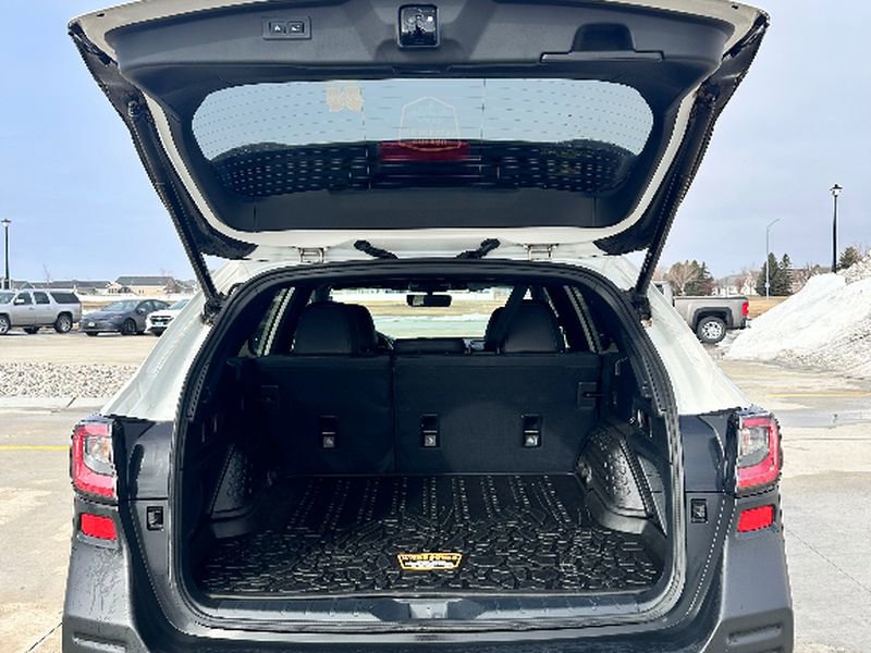 Used 2024 Subaru Outback Wilderness AWD/4WD image 6