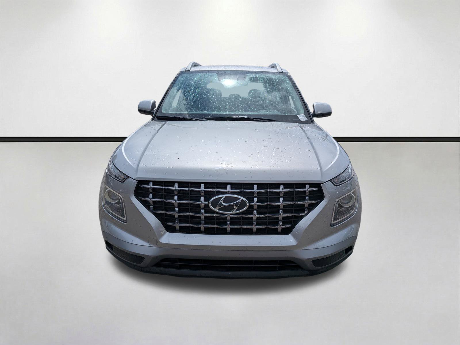 Used 2023 Hyundai Venue SEL FWD image 9