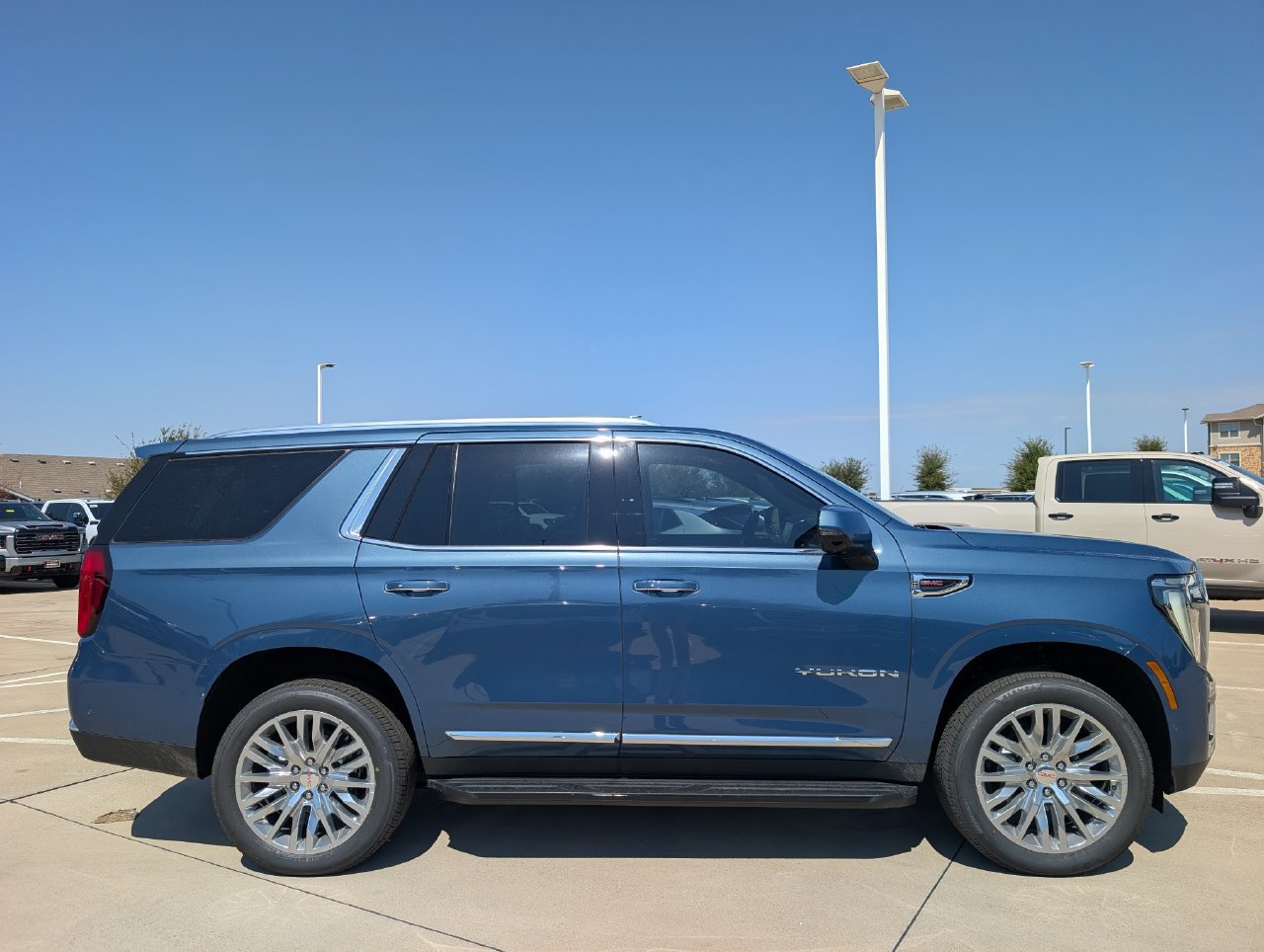 New 2027 GMC Yukon Elevation w/ Elevation Premium Package RWD image 3