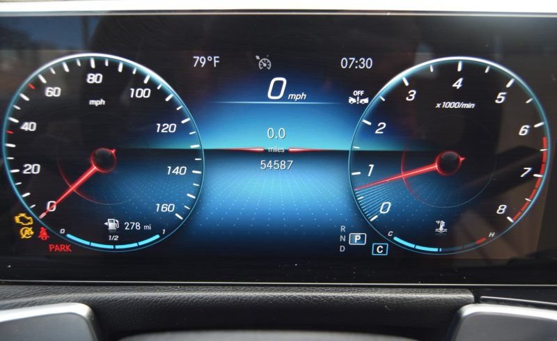 Used 2023 Mercedes-Benz GLB 250 4MATIC w/ Premium Package image 25