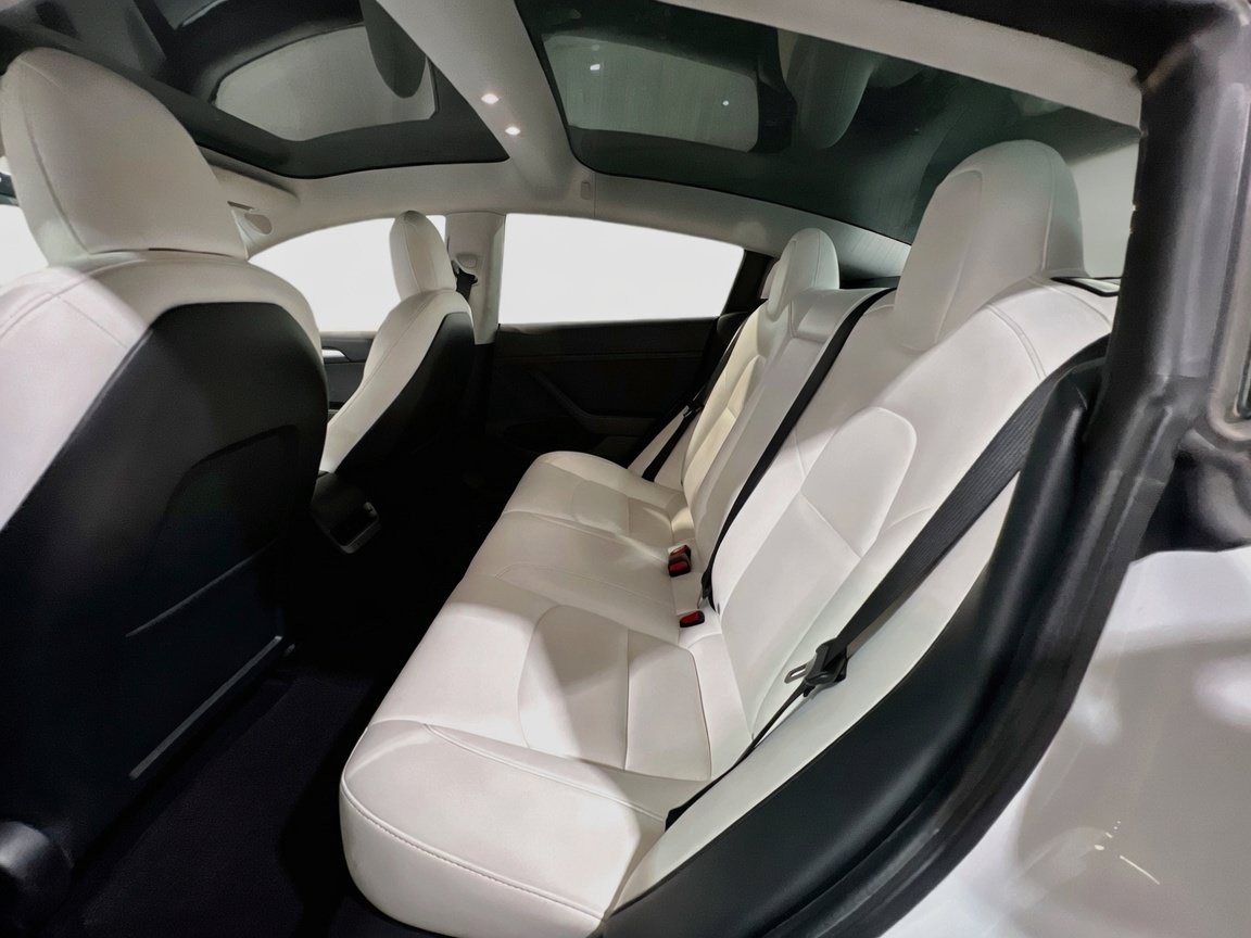 Used 2021 Tesla Model 3 Standard Range Plus RWD image 17